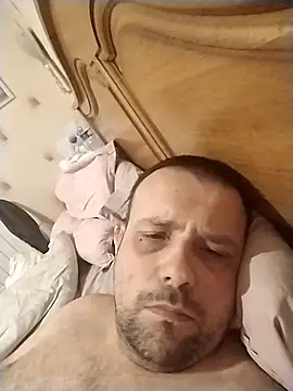 manubm03 online show from 02-13-26, 07:37