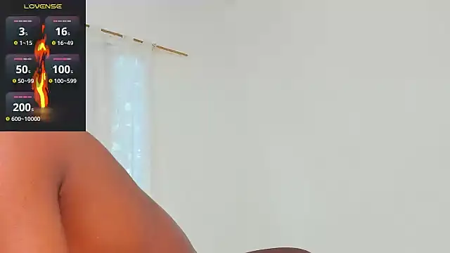 Snapshot of santi_brown chatting on 01-30-25, 11:02 santi brown online show from 01-30-25, 11:02