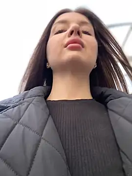 KrisMagnoly online show from 05-03-26, 04:57