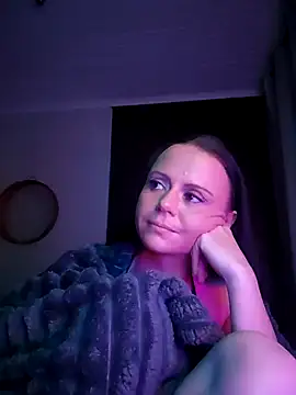 MrsBunnyBum online show from 04-06-26, 07:26