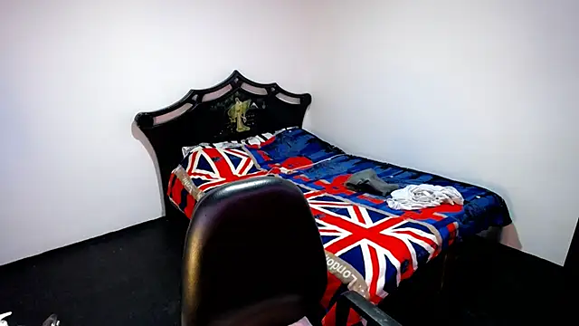 Snapshot of Deiby_casas chatting on 12-21-24, 04:09 Deiby casas online show from 12-21-24, 04:09