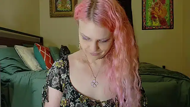 Emihaze online show from 07-24-26, 07:56