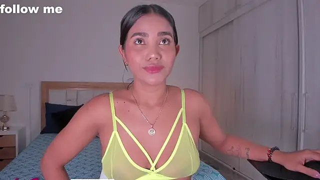 mia hank online show from 12-27-24, 12:01