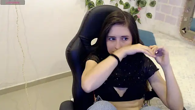 tania sweet   online show from 02-15-25, 05:39