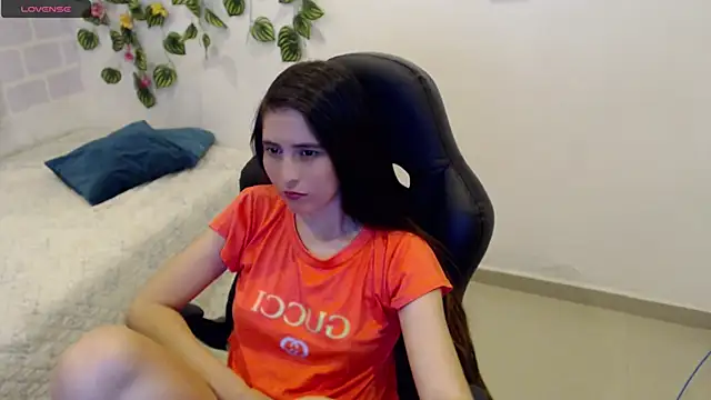 tania sweet   online show from 03-21-25, 04:40