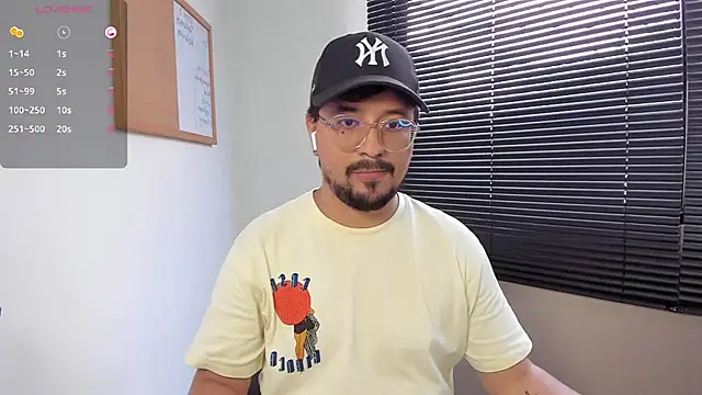 DaviidEvans  online show from 12-06-24, 05:33