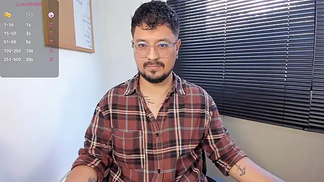 DaviidEvans  online show from 12-12-24, 02:11