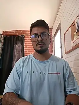 DaviidEvans  online show from 10-18-25, 02:29