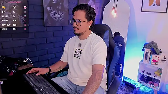 DaviidEvans  online show from 03-05-26, 12:12