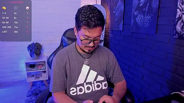 DaviidEvans  online show from 05-30-26, 09:23