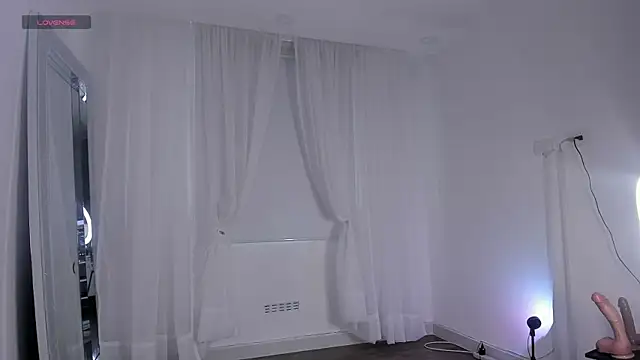 GoddessLinda04 online show from 06-29-26, 10:32