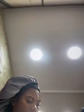 Tayra Siny online show from 10-05-25, 01:20