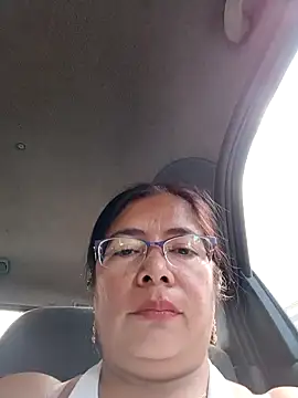 Snapshot of __valentina18 chatting on 01-09-25, 04:17   valentina18 online show from 01-09-25, 04:17