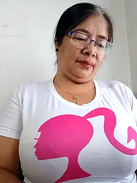 Snapshot of __valentina18 chatting on 01-22-25, 01:11   valentina18 online show from 01-22-25, 01:11