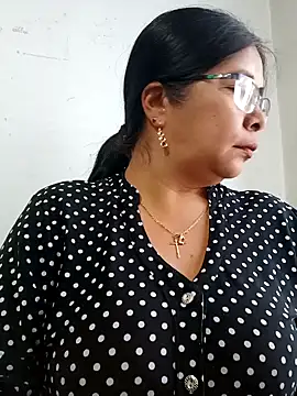 Snapshot of __valentina18 chatting on 01-23-25, 01:13   valentina18 online show from 01-23-25, 01:13