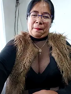 Snapshot of __valentina18 chatting on 03-02-25, 01:05   valentina18 online show from 03-02-25, 01:05