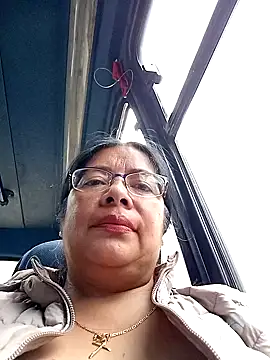 Snapshot of __valentina18 chatting on 03-21-25, 04:40   valentina18 online show from 03-21-25, 04:40