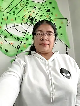 Snapshot of __valentina18 chatting on 10-06-25, 01:08   valentina18 online show from 10-06-25, 01:08