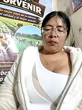   valentina18 online show from 03-22-26, 01:03