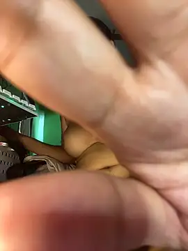 ASIANMISTRESSSS online show from 04-18-26, 01:42