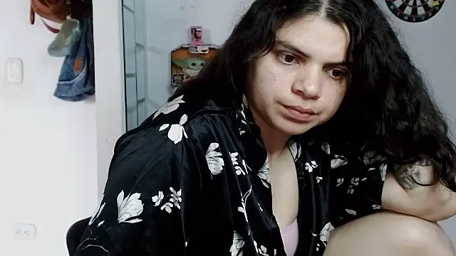 Snapshot of Nikkykora15 chatting on 07-18-26, 06:34 Nikkykora15 online show from 07-18-26, 06:34
