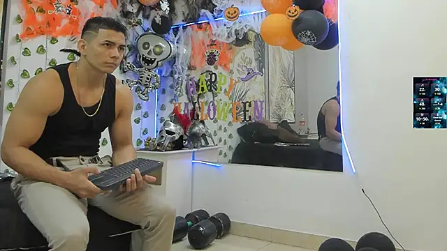 ChoreyTaiylor online show from 10-26-25, 01:06