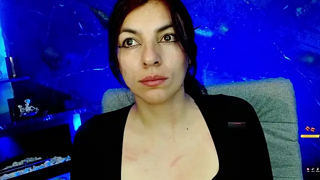 julieth sex1 online show from 06-07-26, 08:51