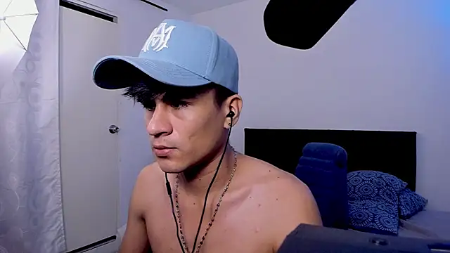 Eiden allenx online show from 02-07-25, 01:04