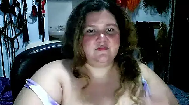Snapshot of squirt322bbw chatting on 01-23-25, 01:30 squirt322bbw online show from 01-23-25, 01:30