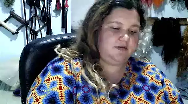 Snapshot of squirt322bbw chatting on 01-23-25, 07:07 squirt322bbw online show from 01-23-25, 07:07