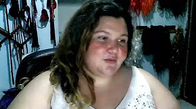 Snapshot of squirt322bbw chatting on 01-23-25, 10:22 squirt322bbw online show from 01-23-25, 10:22