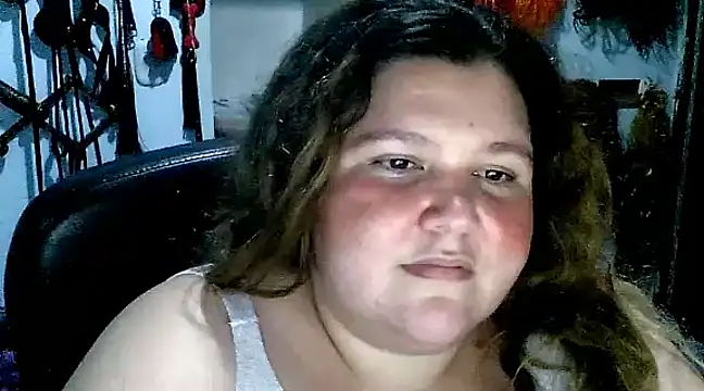 Snapshot of squirt322bbw chatting on 01-24-25, 04:27 squirt322bbw online show from 01-24-25, 04:27