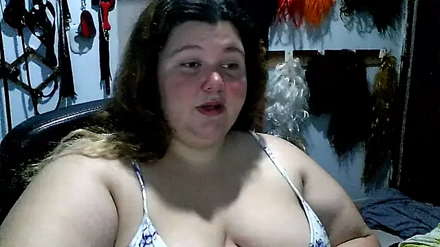 Snapshot of squirt322bbw chatting on 02-02-25, 03:49 squirt322bbw online show from 02-02-25, 03:49