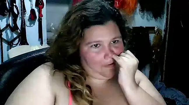 Snapshot of squirt322bbw chatting on 02-10-25, 11:45 squirt322bbw online show from 02-10-25, 11:45