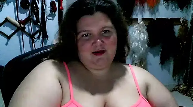 Snapshot of squirt322bbw chatting on 02-18-25, 11:19 squirt322bbw online show from 02-18-25, 11:19