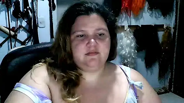 Snapshot of squirt322bbw chatting on 03-08-25, 03:50 squirt322bbw online show from 03-08-25, 03:50