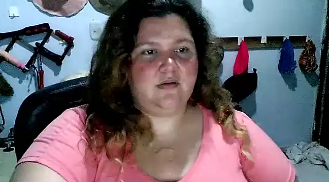 Snapshot of squirt322bbw chatting on 03-21-25, 03:22 squirt322bbw online show from 03-21-25, 03:22