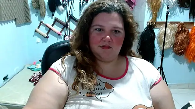 Snapshot of squirt322bbw chatting on 10-15-25, 12:44 squirt322bbw online show from 10-15-25, 12:44