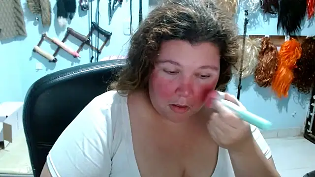 Snapshot of squirt322bbw chatting on 10-16-25, 06:31 squirt322bbw online show from 10-16-25, 06:31