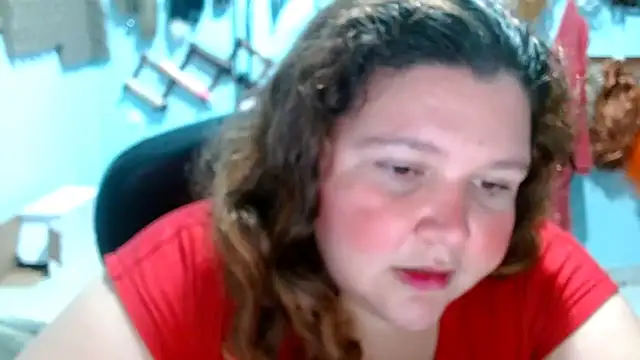 Snapshot of squirt322bbw chatting on 10-17-25, 08:33 squirt322bbw online show from 10-17-25, 08:33
