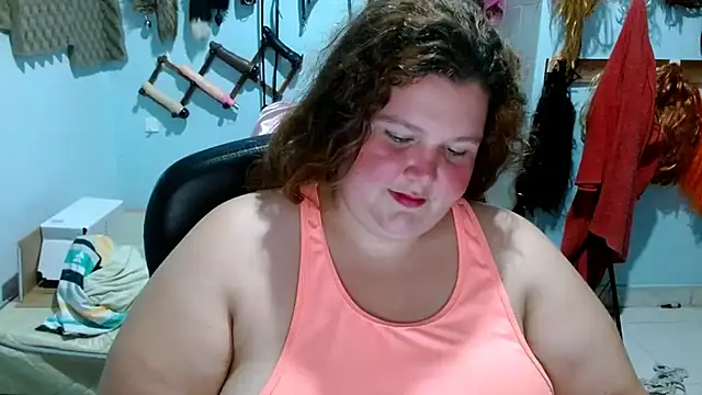 Snapshot of squirt322bbw chatting on 10-18-25, 06:52 squirt322bbw online show from 10-18-25, 06:52