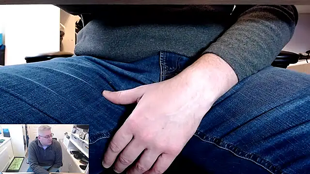 Snapshot of RicRockhard chatting on 02-23-26, 08:44 RicRockhard online show from 02-23-26, 08:44