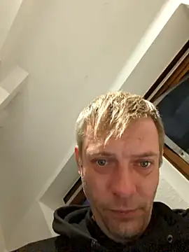 Snapshot of Percy_ohv chatting on 10-05-25, 05:22 Percy ohv online show from 10-05-25, 05:22