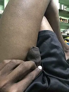 Snapshot of anjaanarun chatting on 03-10-25, 03:52 anjaanarun online show from 03-10-25, 03:52