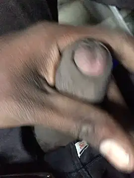 Snapshot of anjaanarun chatting on 03-22-25, 02:47 anjaanarun online show from 03-22-25, 02:47