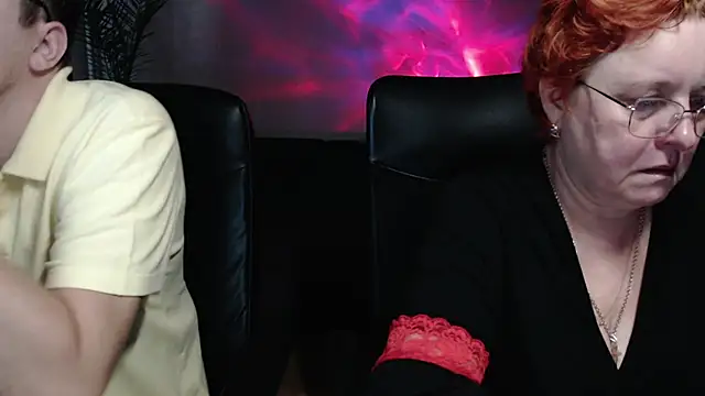 JoannaAndNeighbour online show from 11-16-25, 09:37