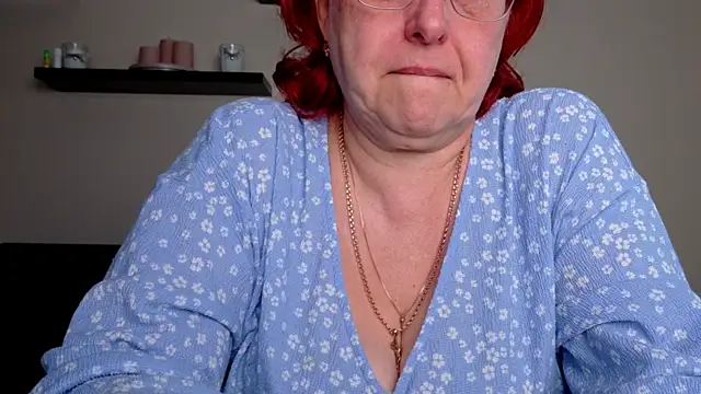 JoannaAndNeighbour online show from 06-17-26, 08:06