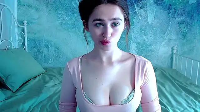 Snapshot of millllina chatting on 04-24-26, 01:35 millllina online show from 04-24-26, 01:35