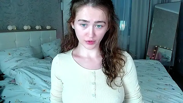 Snapshot of millllina chatting on 05-27-26, 04:15 millllina online show from 05-27-26, 04:15