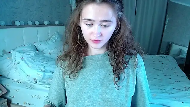 Snapshot of millllina chatting on 05-30-26, 04:04 millllina online show from 05-30-26, 04:04